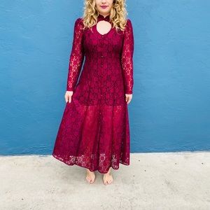 Vintage bohemian maroon long sleeve lace dress